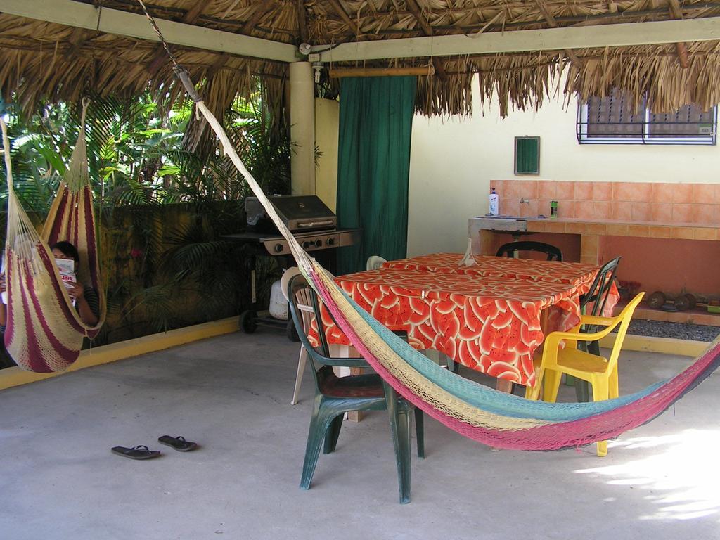 Conrado'S Guesthouse B&B Las Avispas Esterno foto